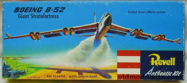 Revell 1/175 Boeing B-52 Giant Stratofortress - Pre 'S' Issue, H207-98 plastic model kit
